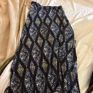 Market & Spruce Black and White A-Line Skirt